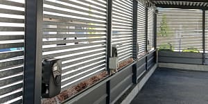 Taloyhtiö rakensi latausinfran kaikille autopaikoille ennakoivasti