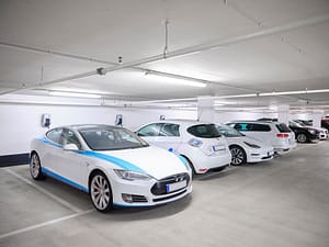Sähköautojen latausinfran kiinnostus kasvaa ja lisäavustuksia tulossa
